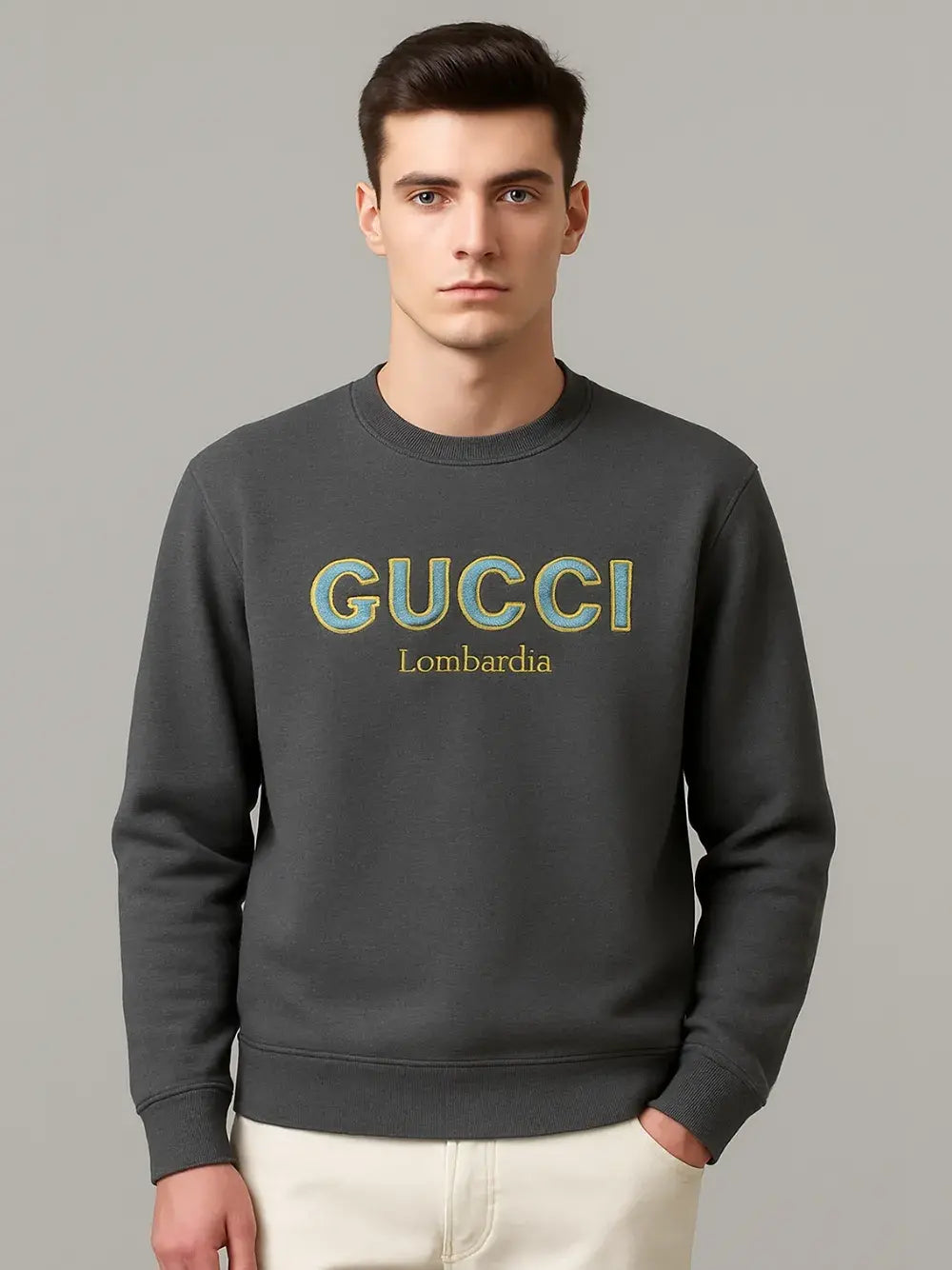CREWNECK SWEATSHIRT with GUCCI Logo